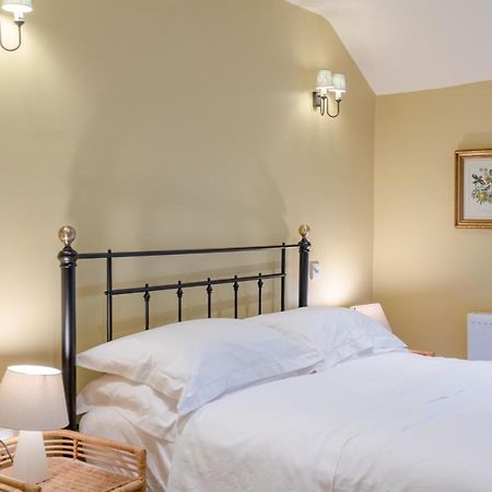 Vine Cottage 찰버리 외부 사진